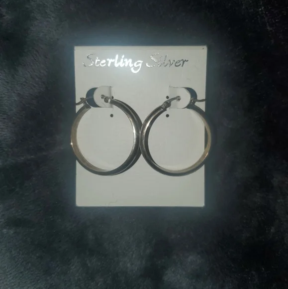 Vintage Sterling Silver hoop earrings - Picture 2 of 2